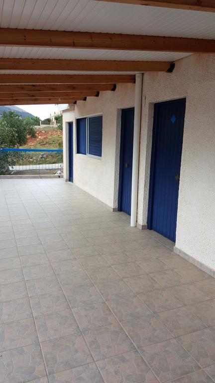 B&D 1 Apartment Zola Luaran gambar